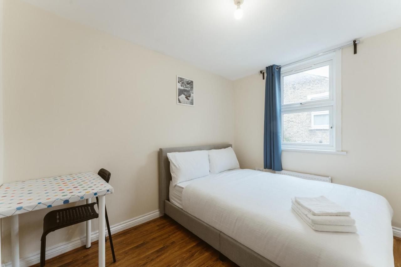 Mile End Rooms 57A Лондон Экстерьер фото