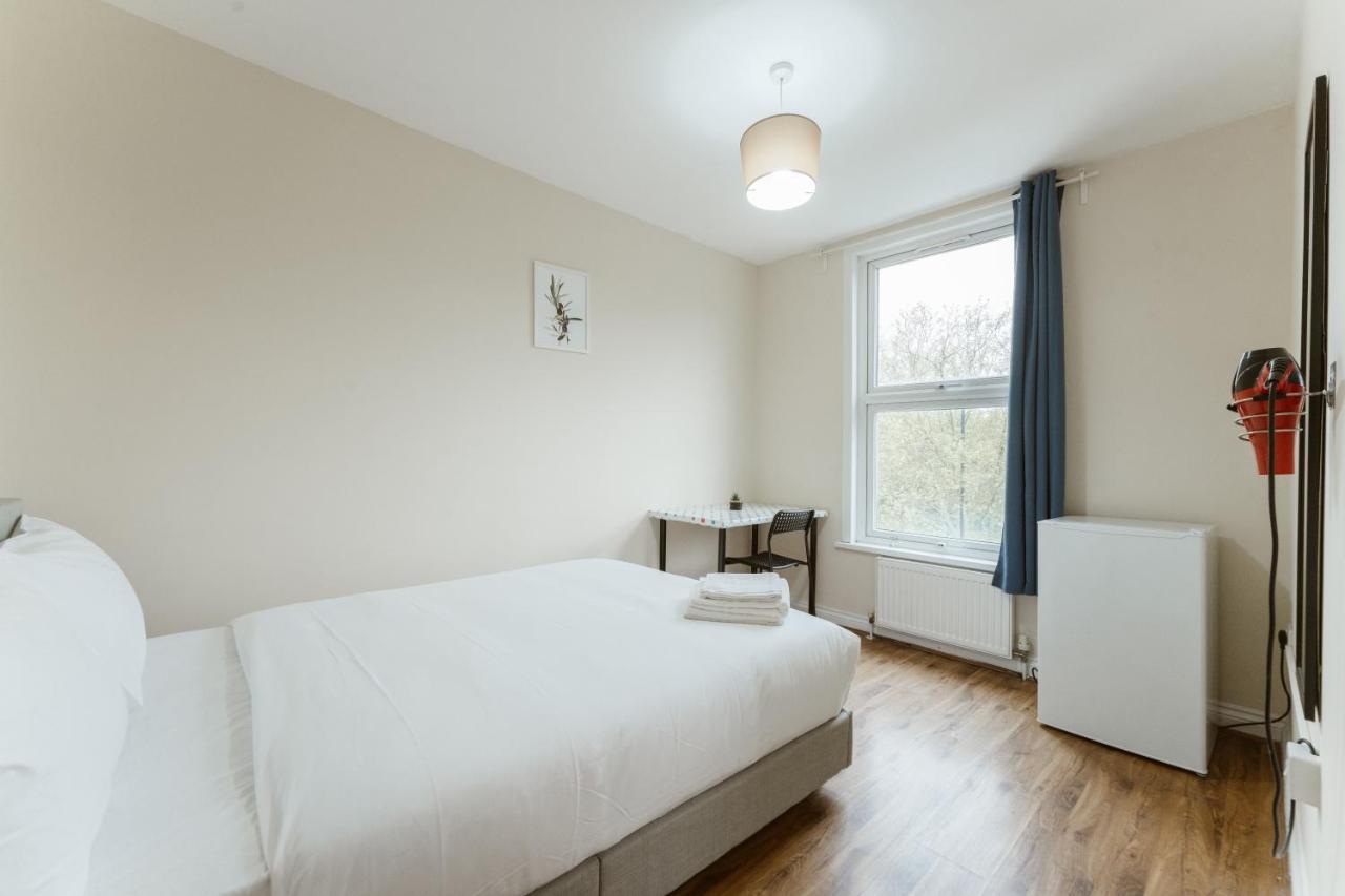 Mile End Rooms 57A Лондон Экстерьер фото